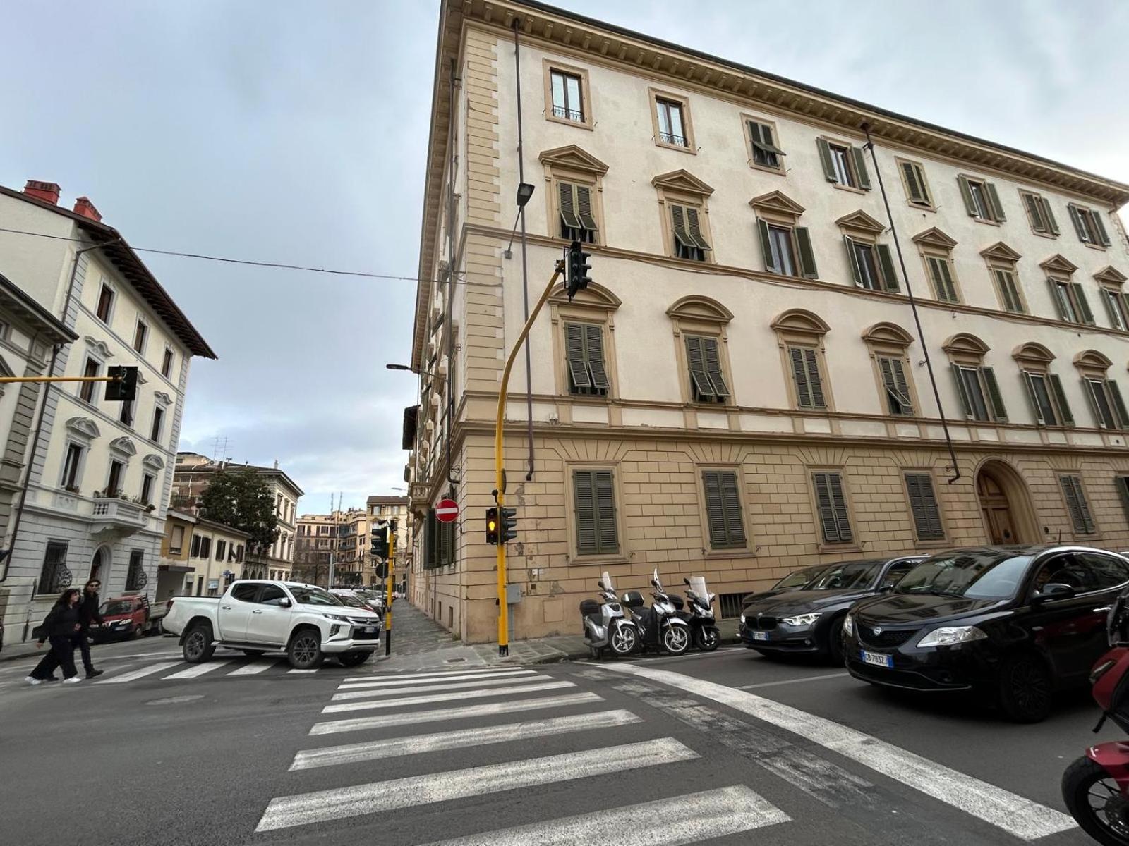 Mf Design * Florenz